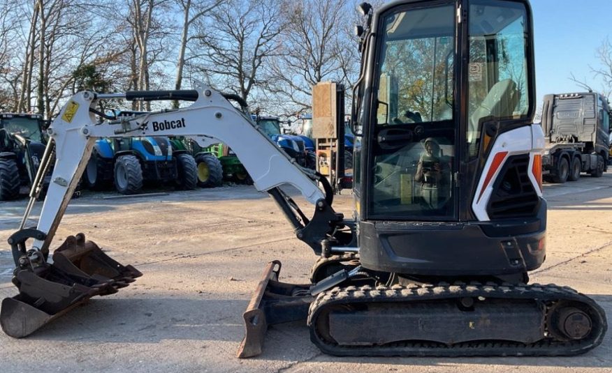 Bobcat E26