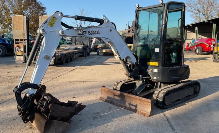 Bobcat E26