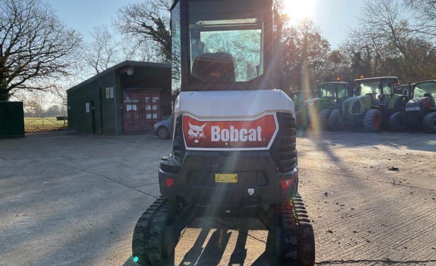 Bobcat E26