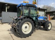 NEW HOLLAND T4050F