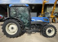 NEW HOLLAND T4050F