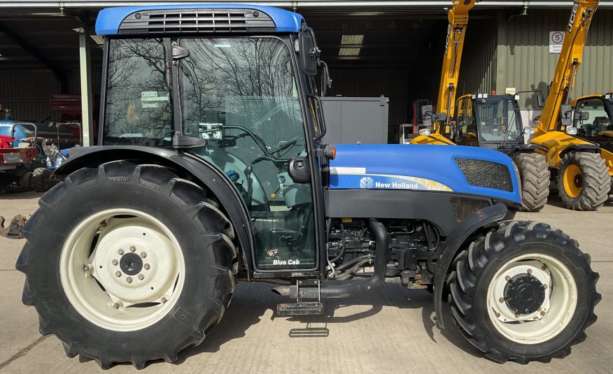 NEW HOLLAND T4050F