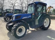 NEW HOLLAND T4050F