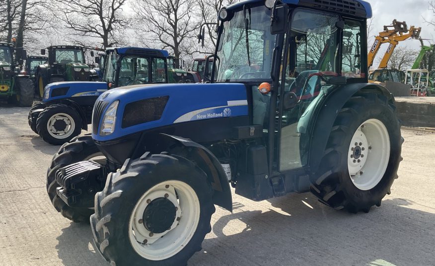 NEW HOLLAND T4050F