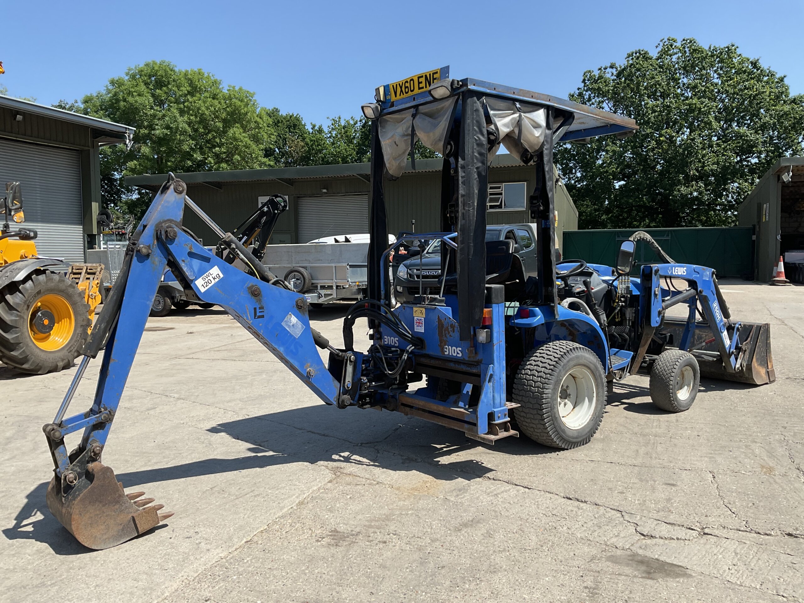 NEW HOLLAND TC24D