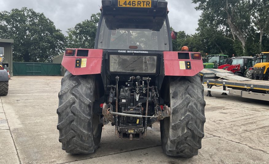 CASE INTERNATIONAL 5130 MAXXUM