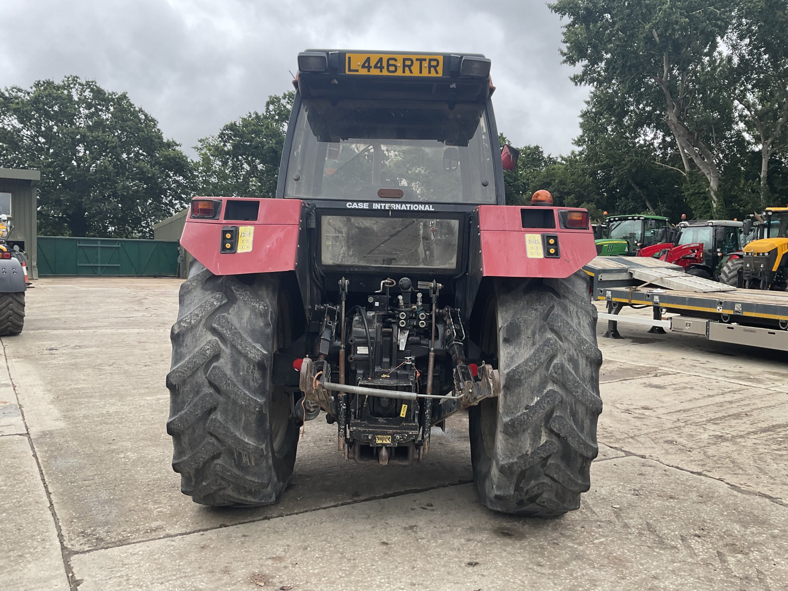 CASE INTERNATIONAL 5130 MAXXUM