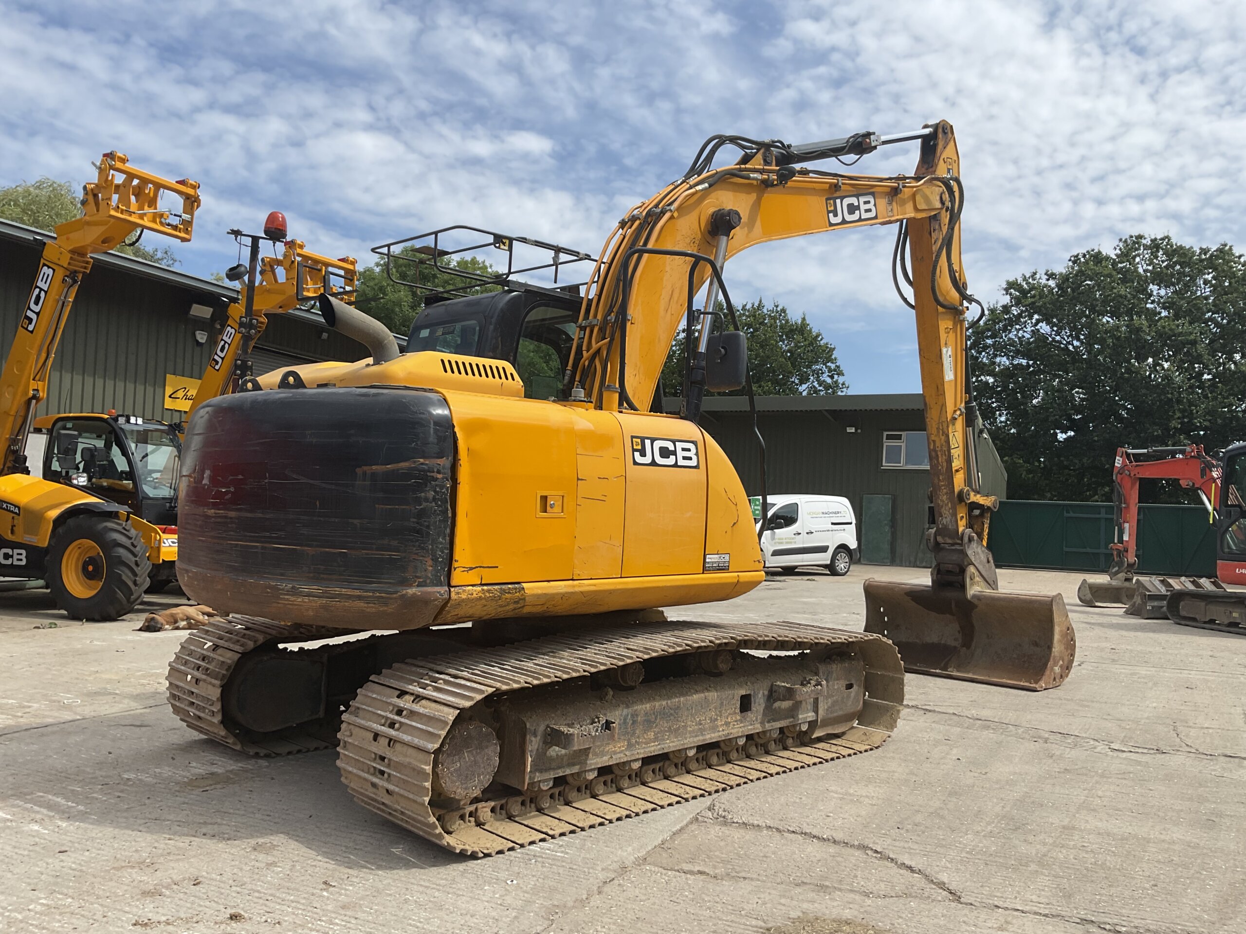 JCB JS145LC
