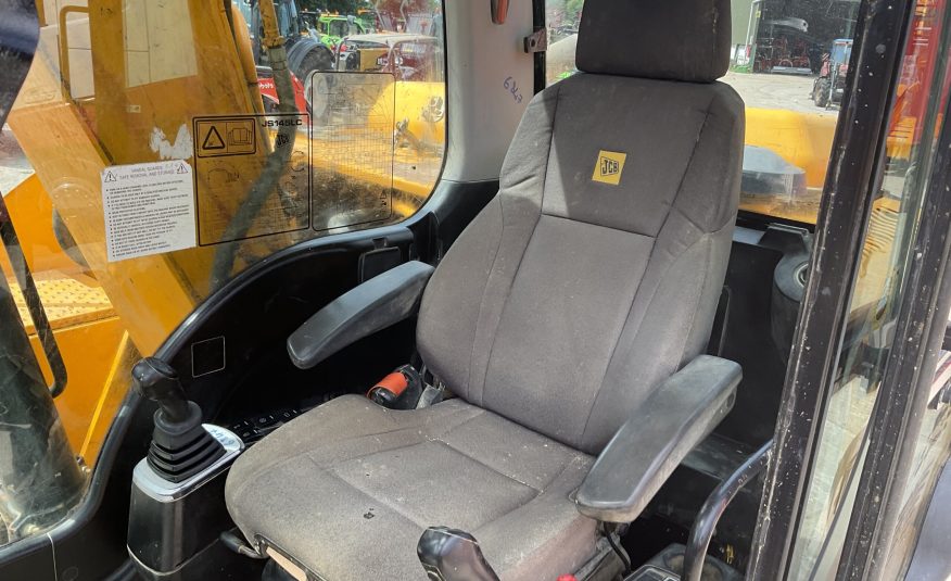 JCB JS145LC