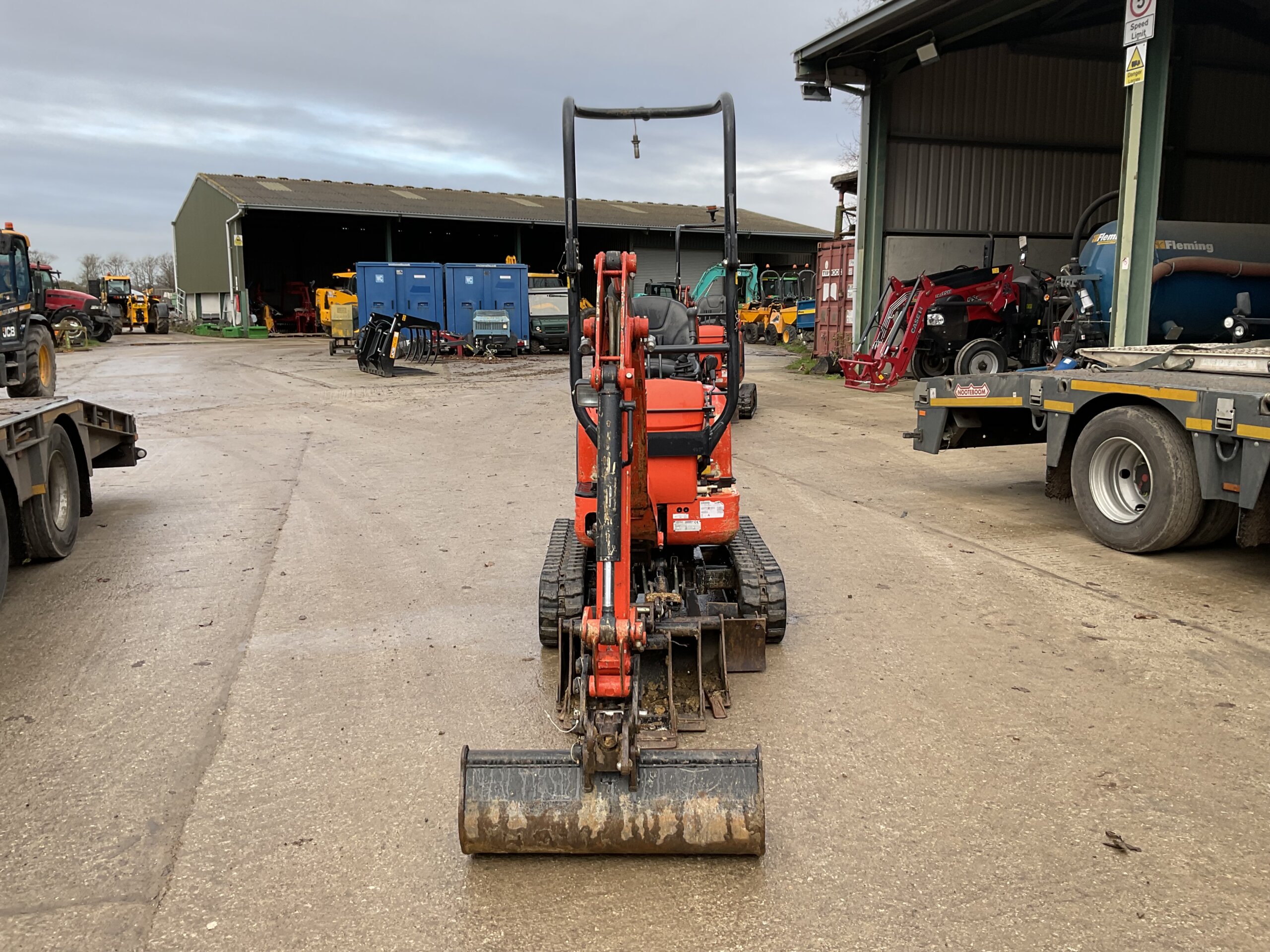 KUBOTA U10