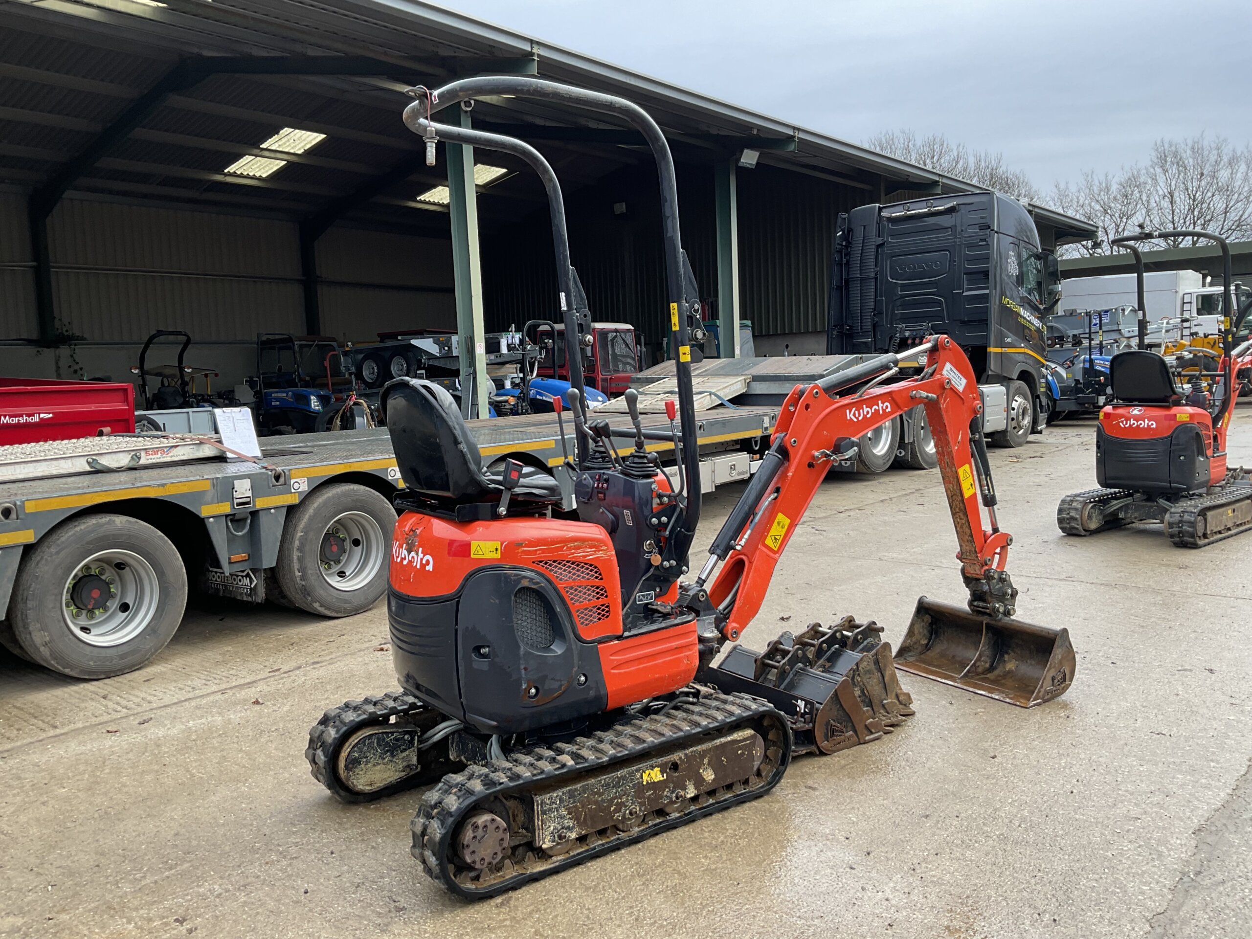 KUBOTA U10