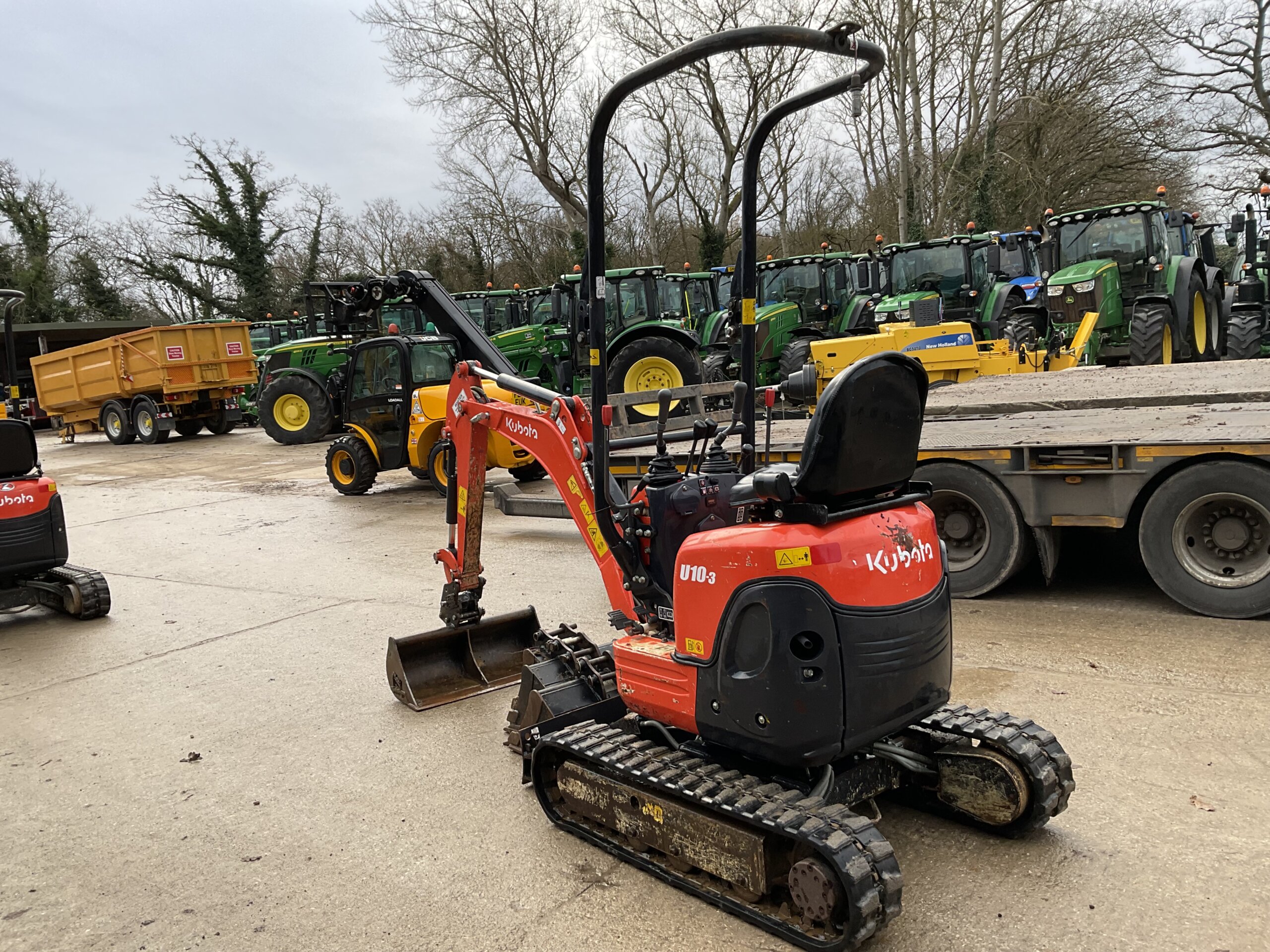 KUBOTA U10