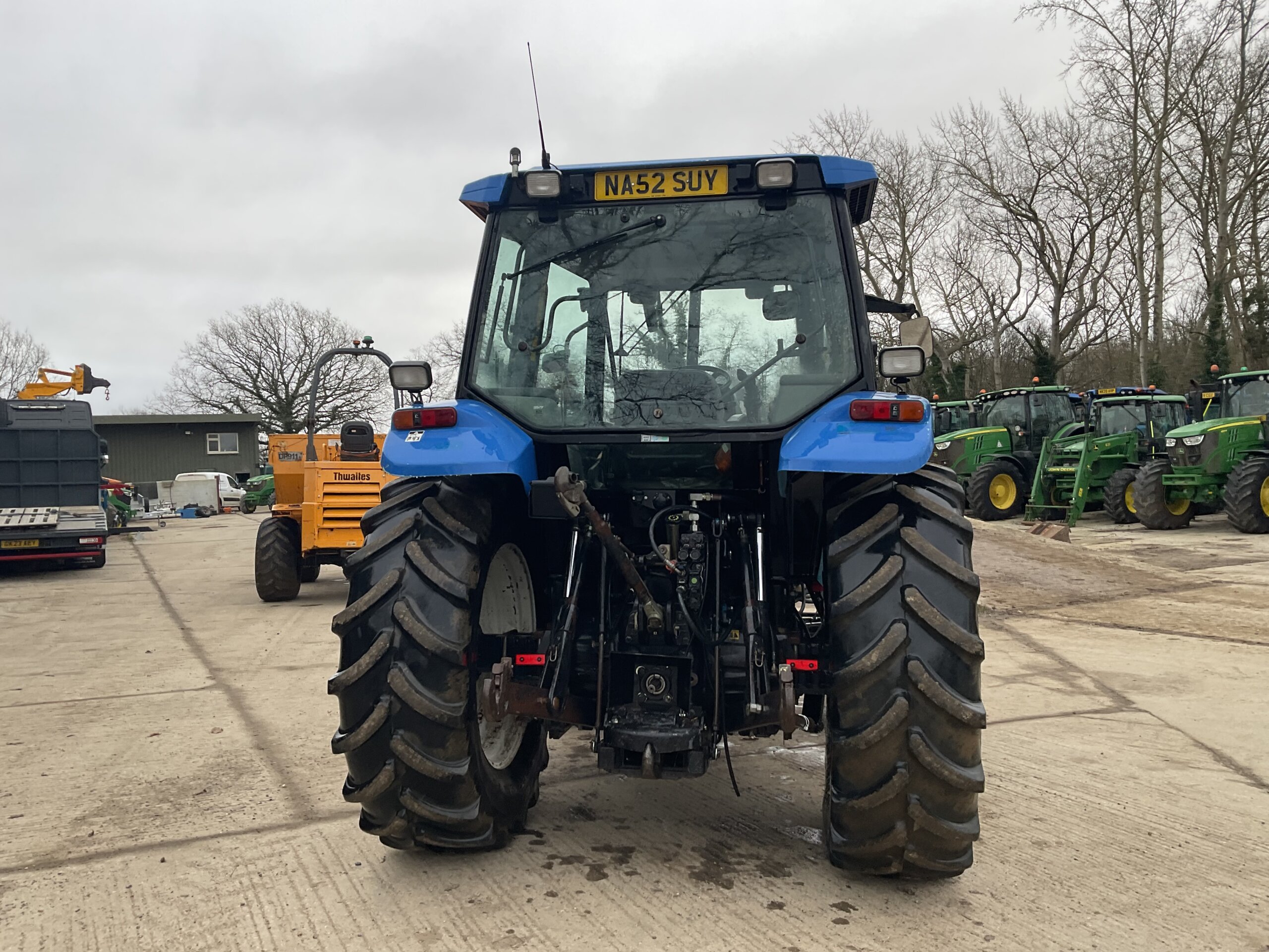 NEW HOLLAND TS100