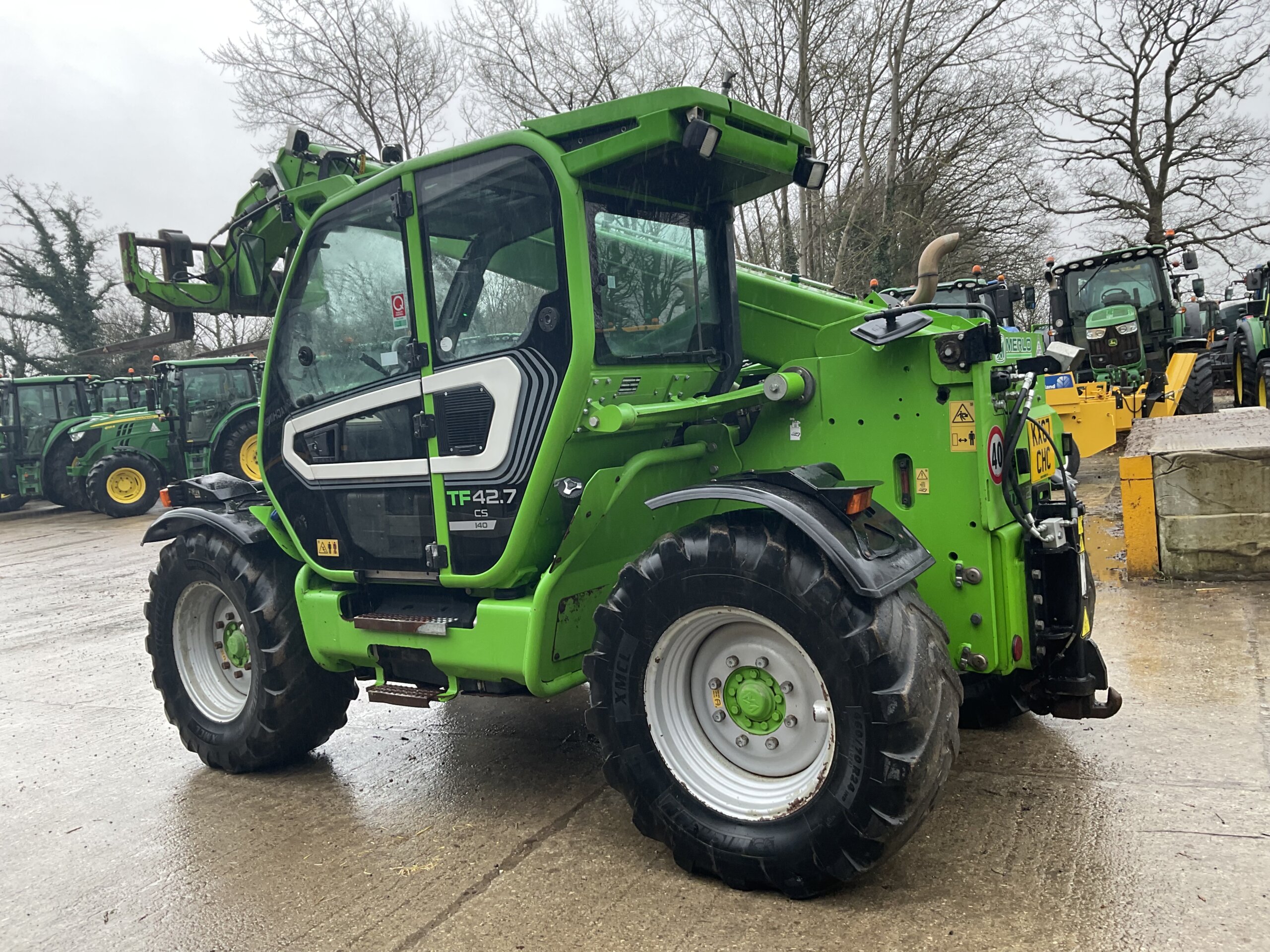 MERLO TF42.7