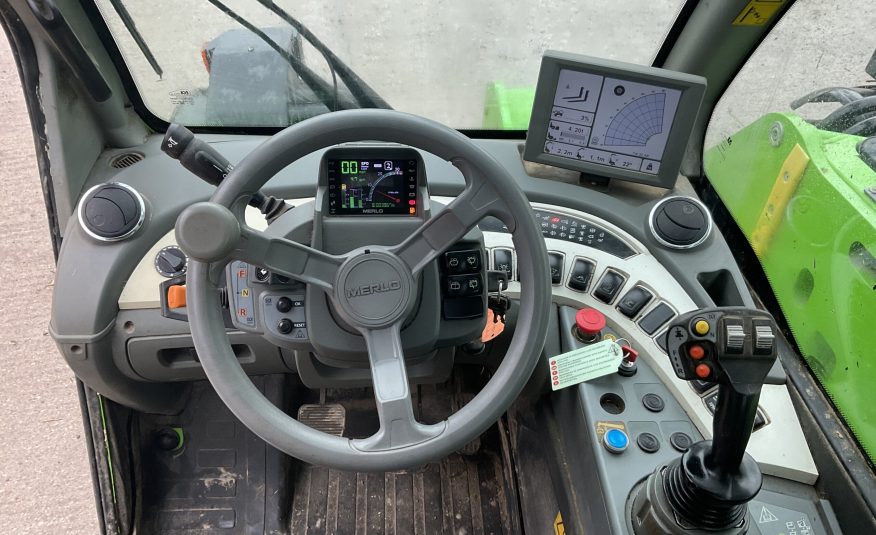 MERLO TF42.7