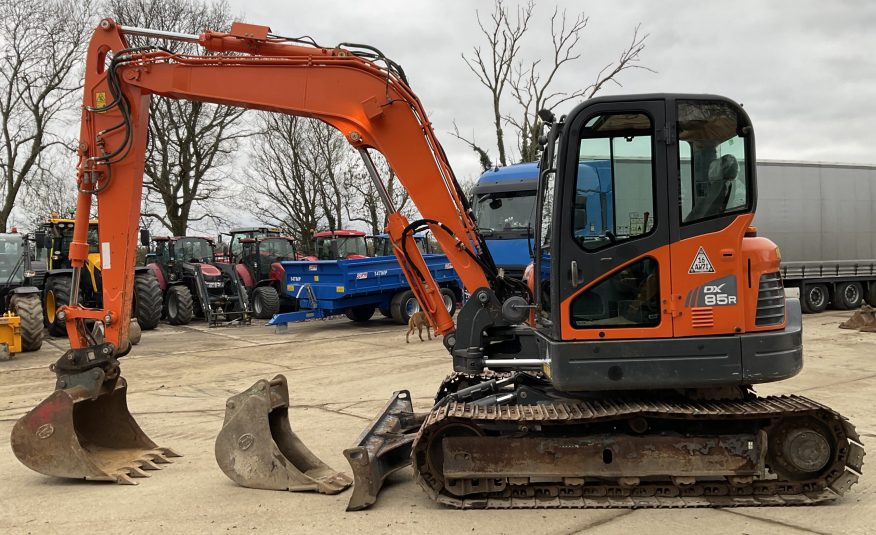 DOOSAN DX85-R