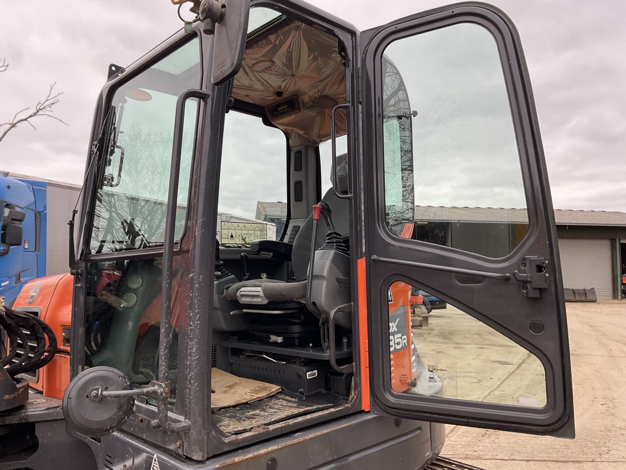 DOOSAN DX85-R
