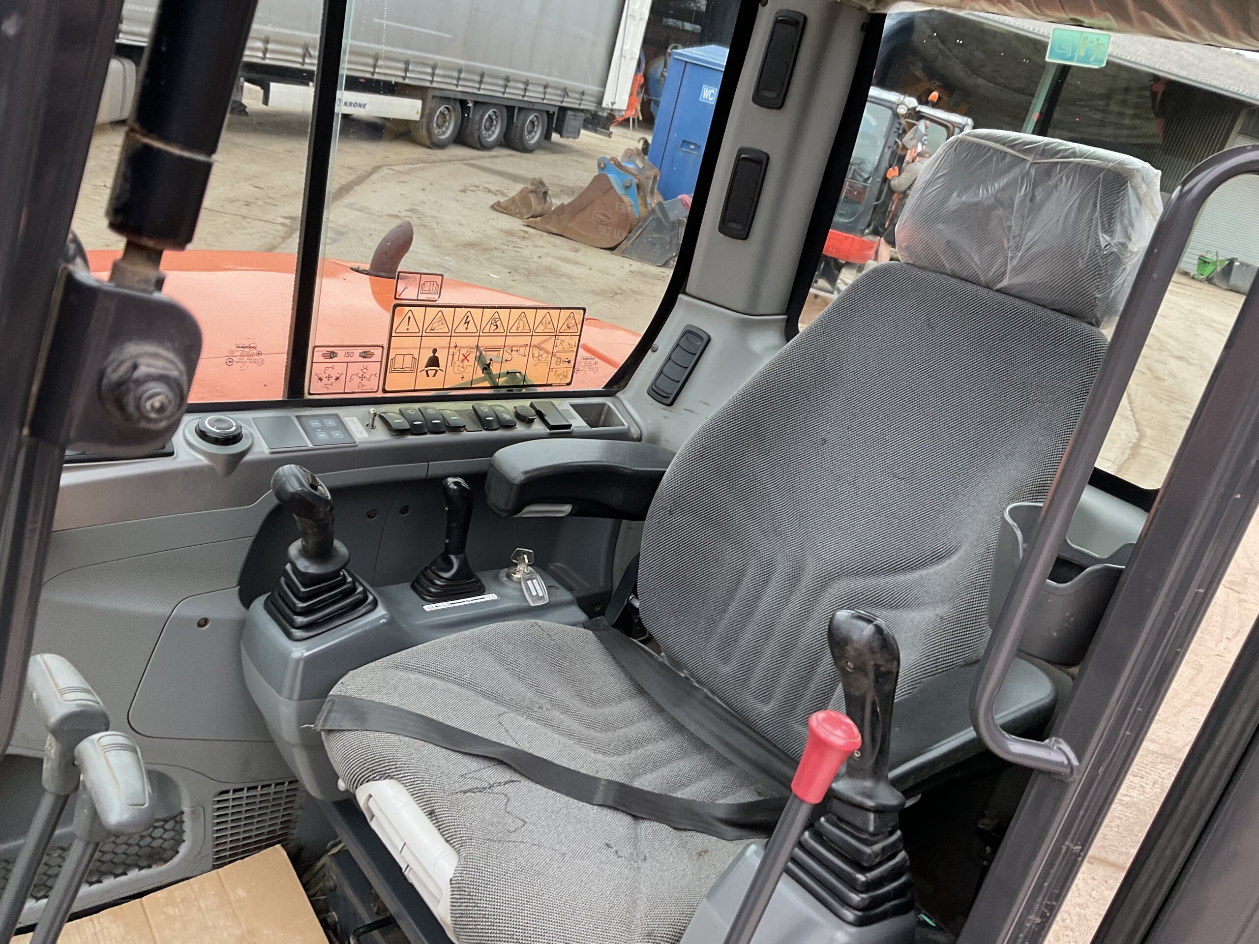 DOOSAN DX85-R