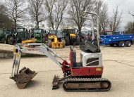 TAKEUCHI TB210R
