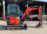 KUBOTA U27