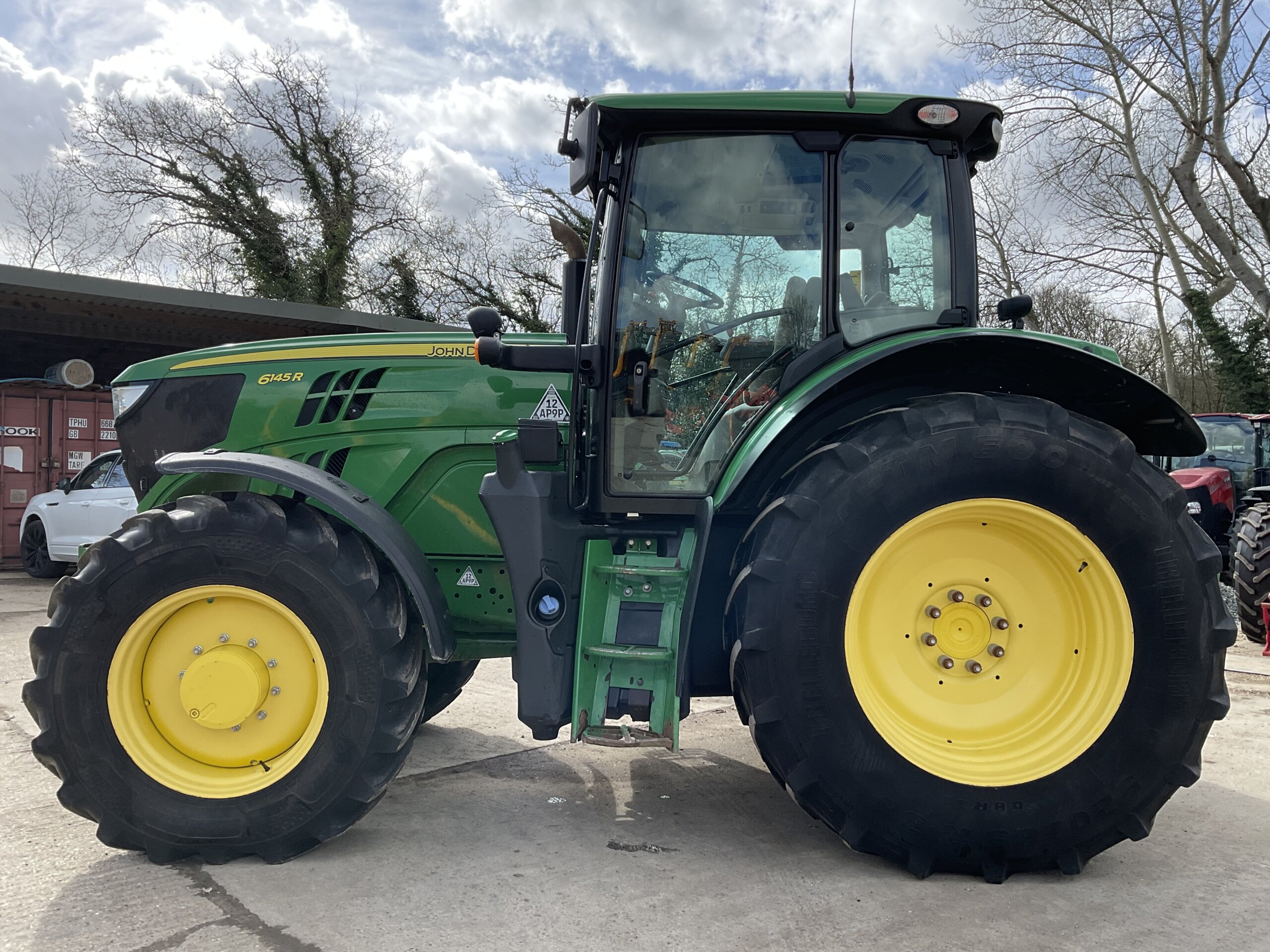 JOHN DEERE 6145R