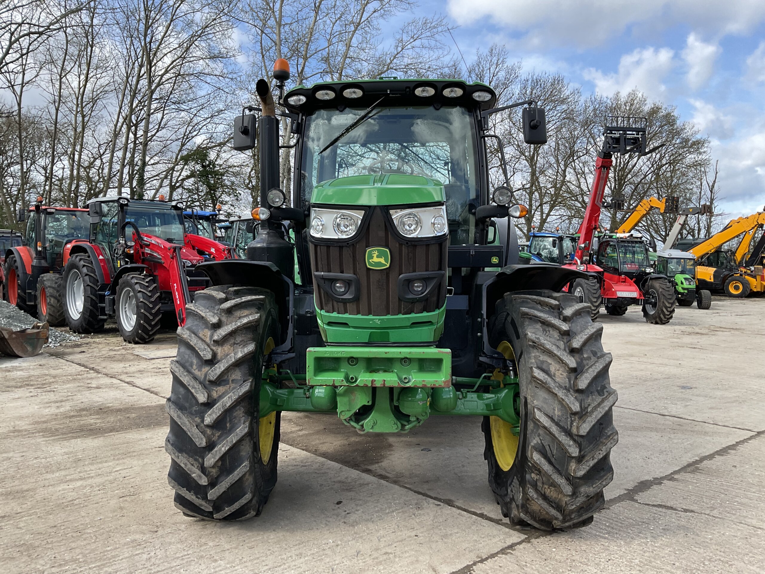 JOHN DEERE 6145R