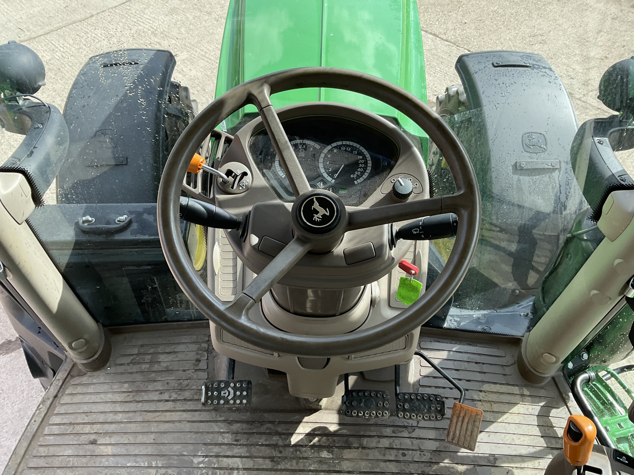 JOHN DEERE 6145R