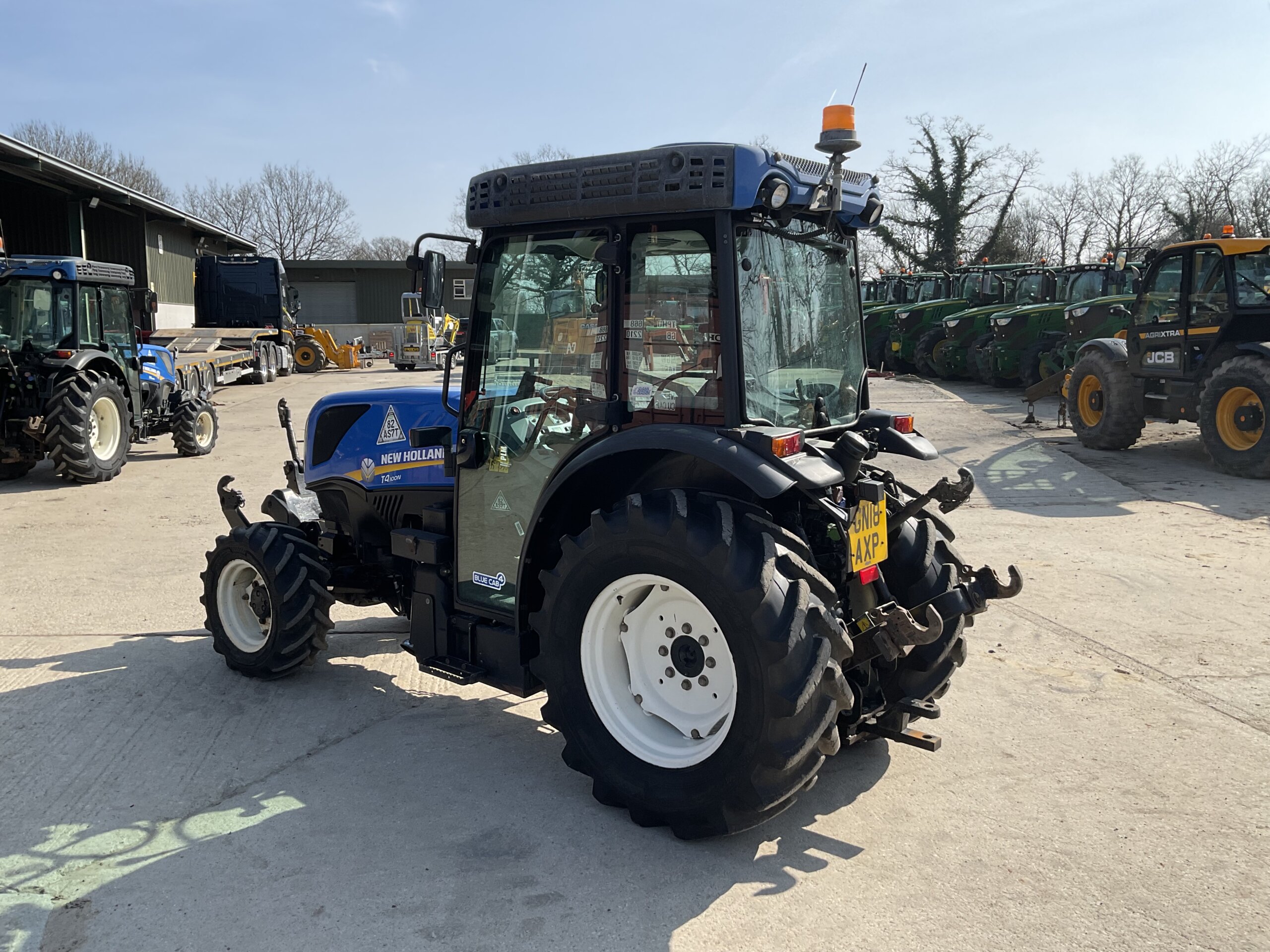 NEW HOLLAND T4.100N