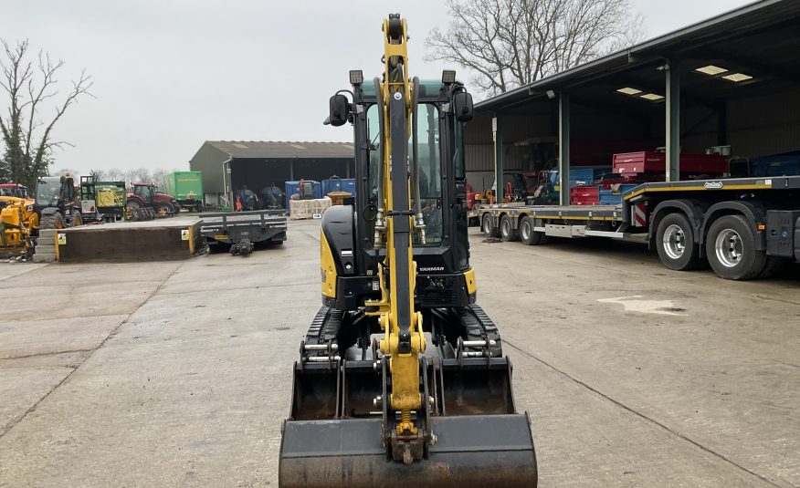 YANMAR VIO26