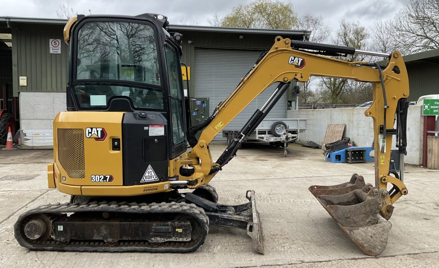 CAT 302.7