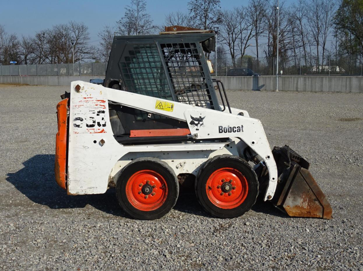 BOBCAT 553