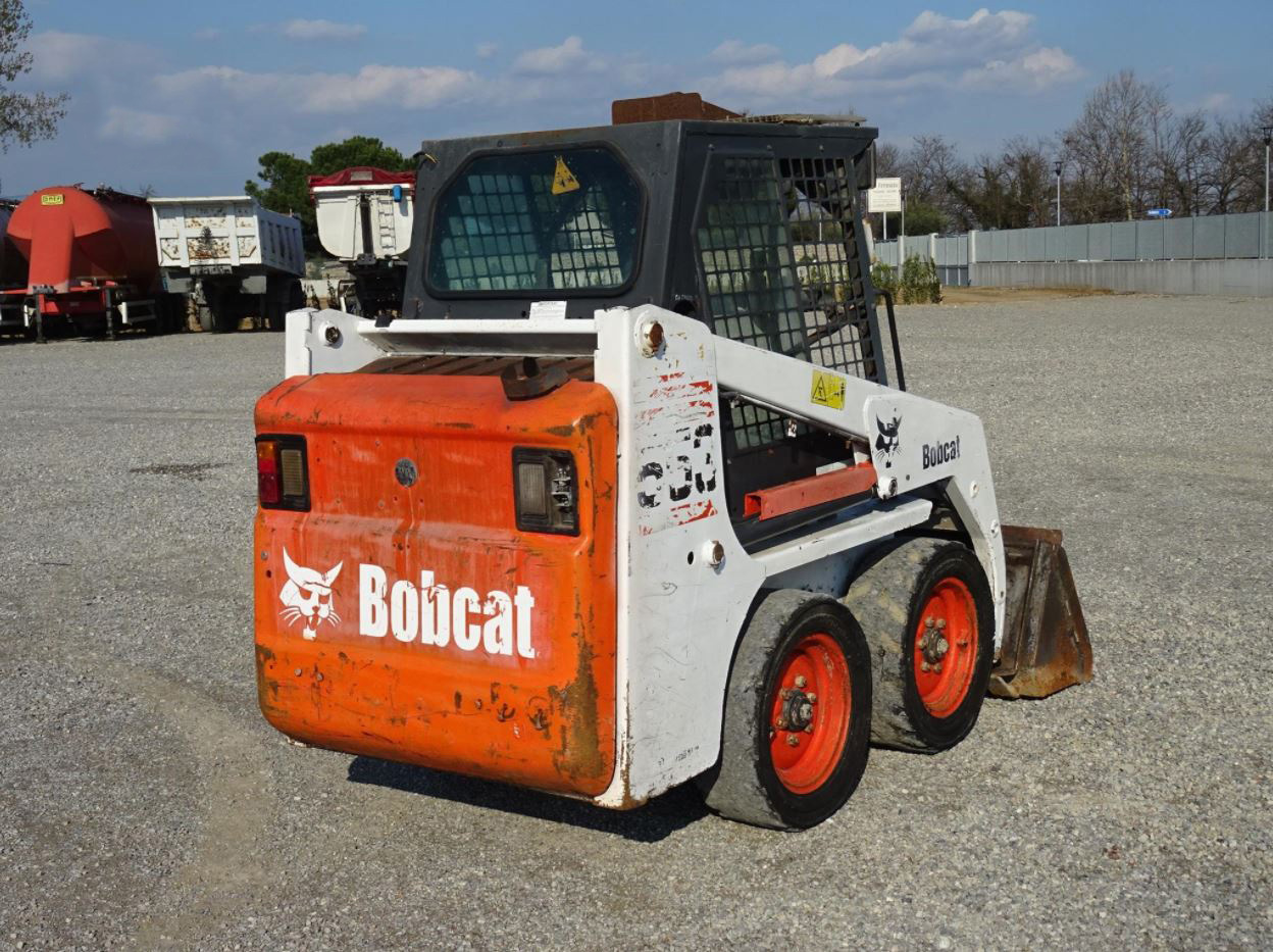 BOBCAT 553