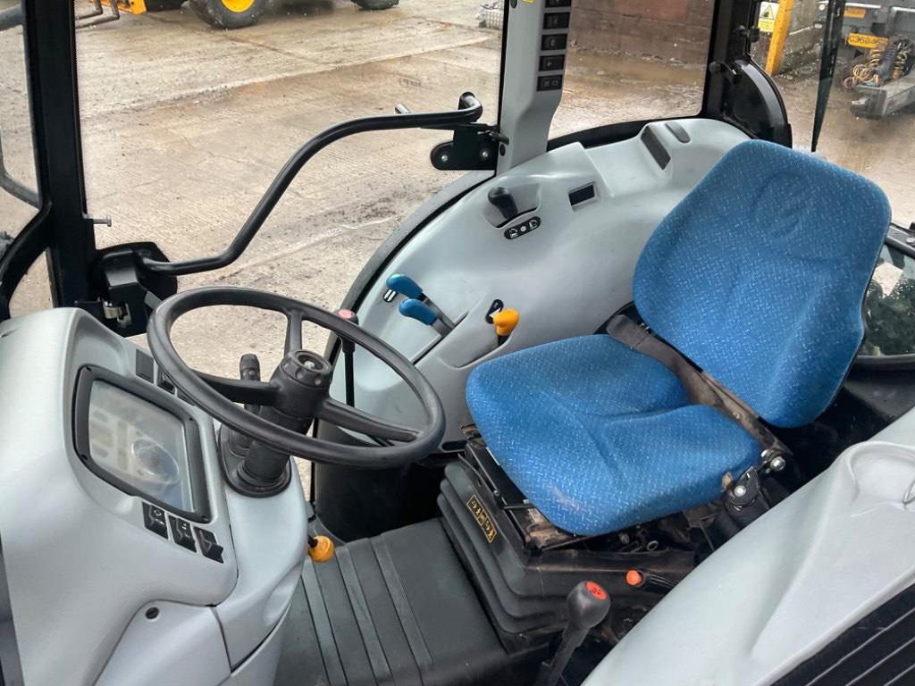 New Holland T4.85