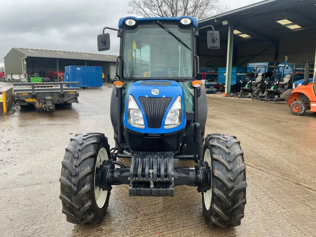 New Holland T4.85