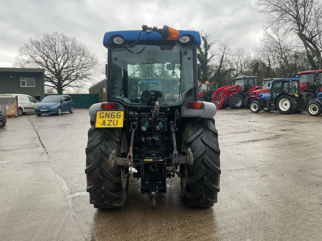 New Holland T4.85