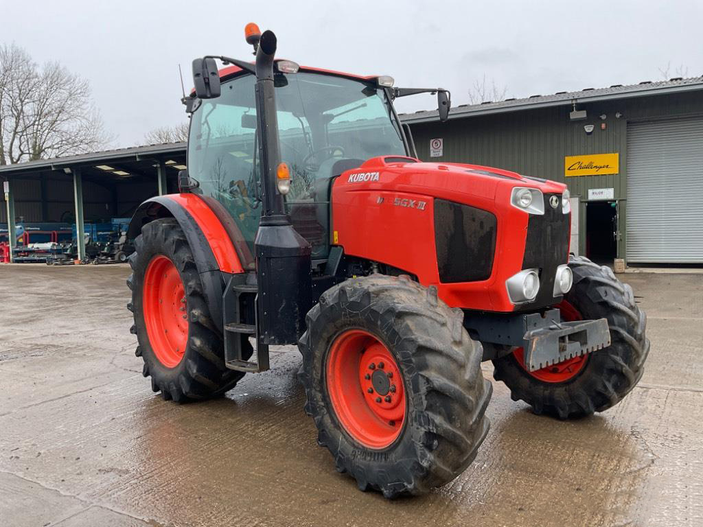 Kubota M135GX
