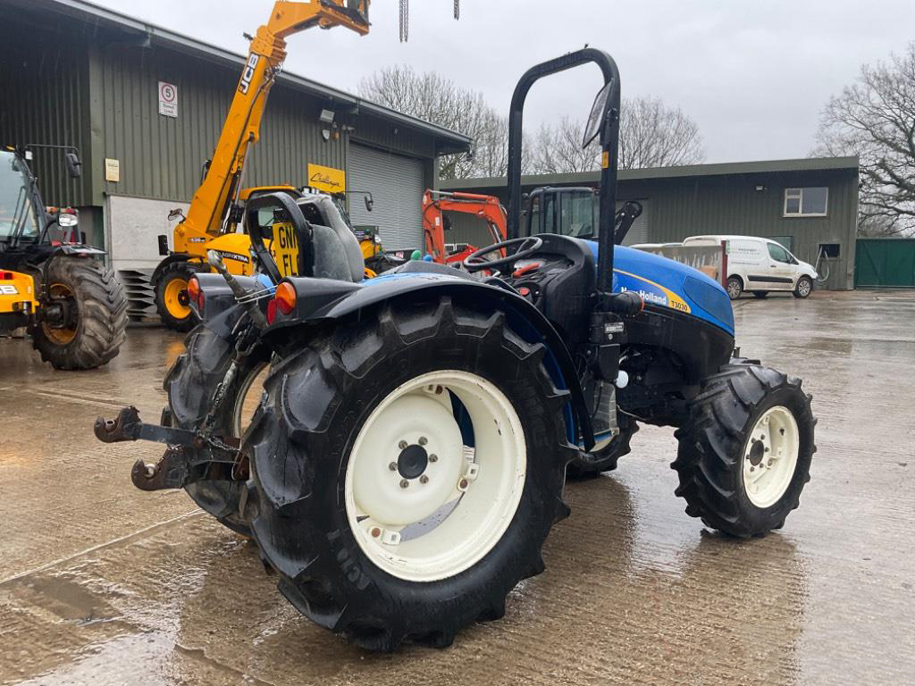 New Holland T3030