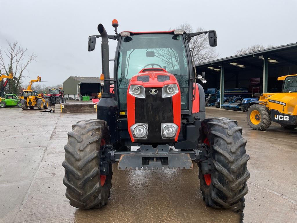 Kubota M135GX