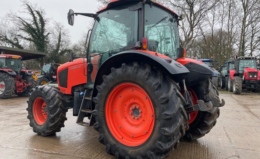 Kubota M135GX