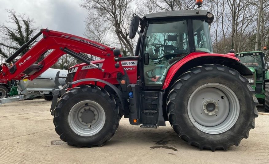 Massey Ferguson 6718S