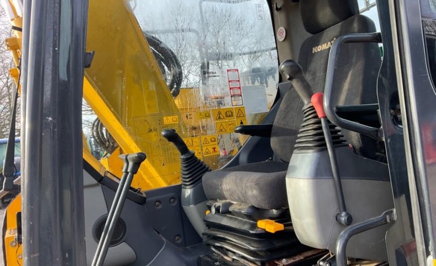 Komatsu PC138 US
