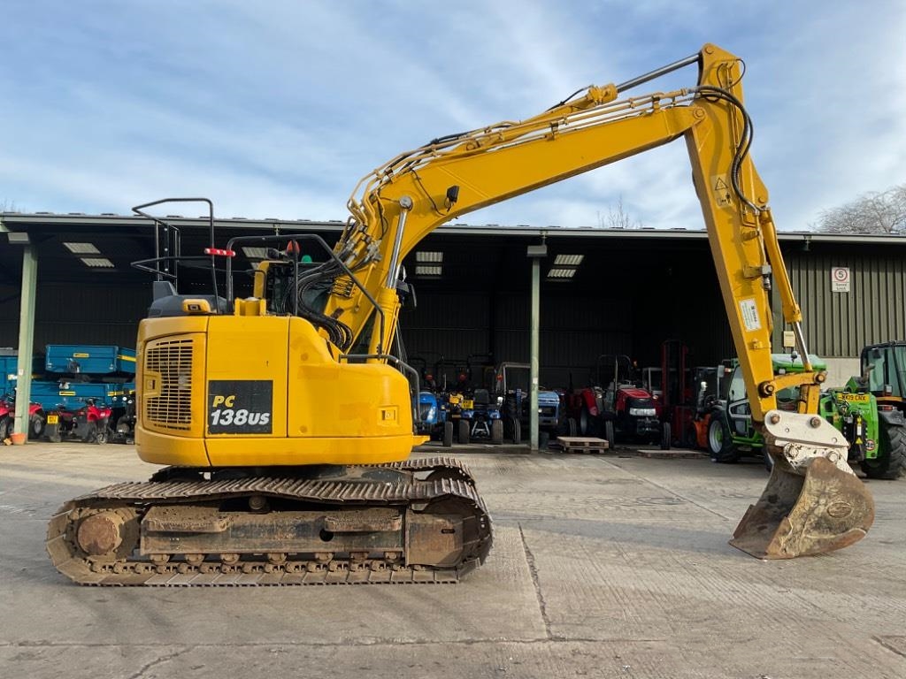 Komatsu PC138 US