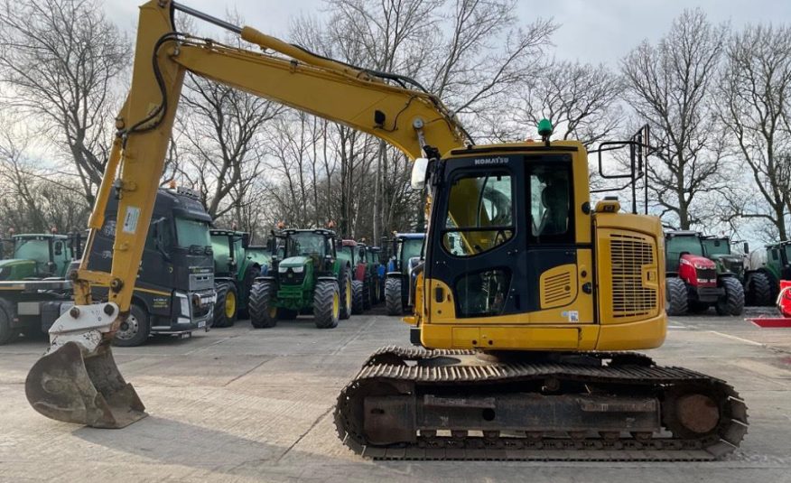 Komatsu PC138 US