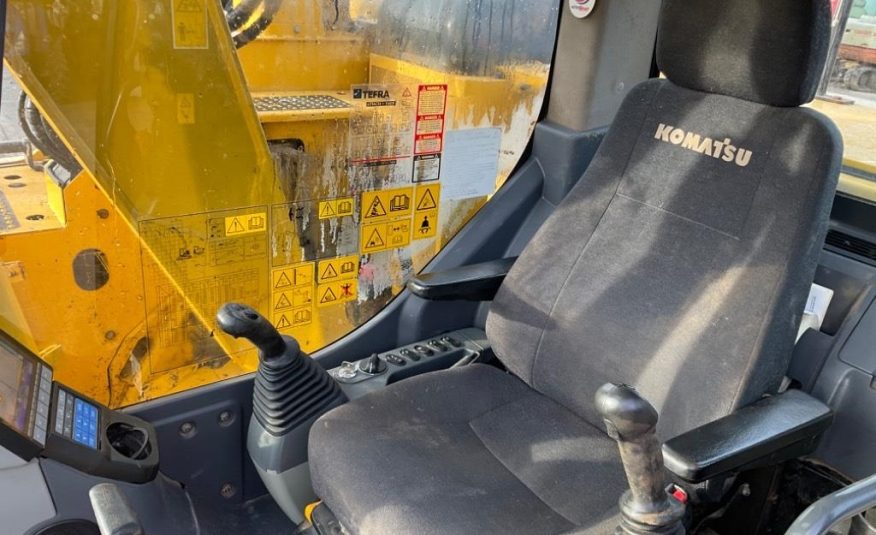 Komatsu PC138 US