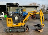 Komatsu PC14R-3HS