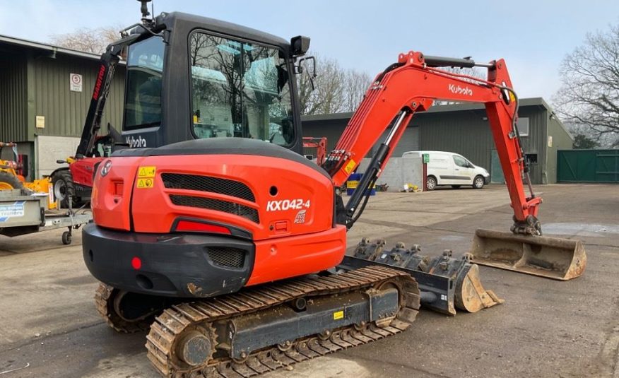 Kubota KX042-4