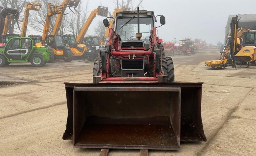 Massey Ferguson 390