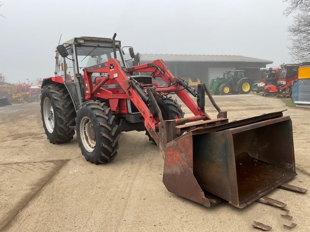 Massey Ferguson 390