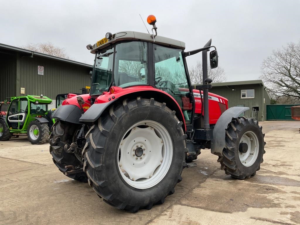 Massey Ferguson 5470