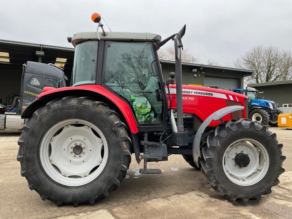 Massey Ferguson 5470